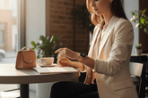 Huawei Ultra Slim Lifestyle Cafe